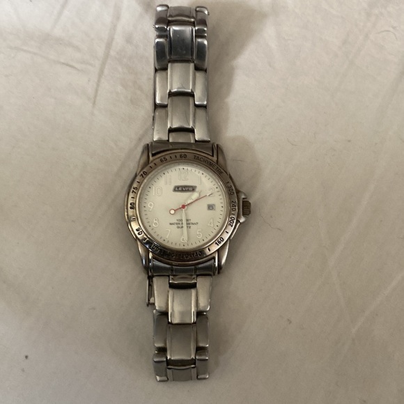Levi’s mens watch - Picture 2 of 4